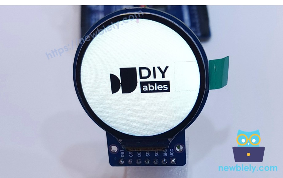 Arduino Nano ESP32 Pantalla TFT LCD circular que muestra una imagen desde la tarjeta SD